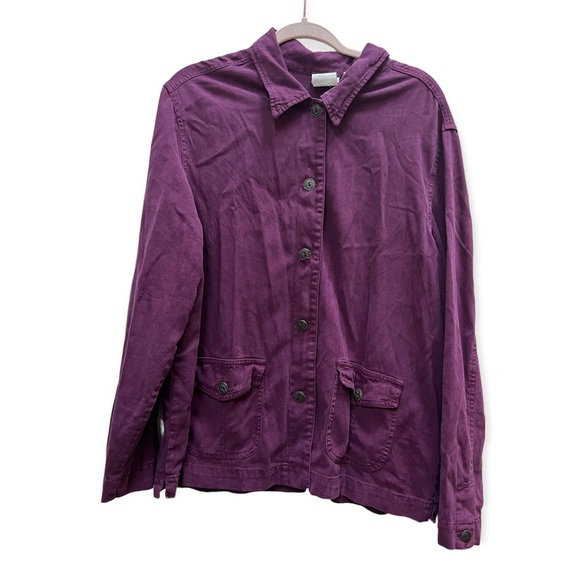 Vintage purple button up, with decorative buttons - Picture 1 of 4